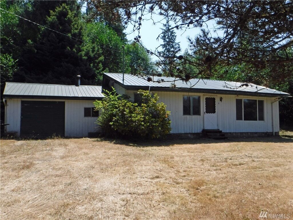 Property Photo:  1071  US Highway 101  WA 98537 