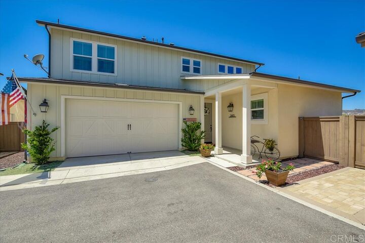 Property Photo: 2693 Overlook Point Dr CA 92029