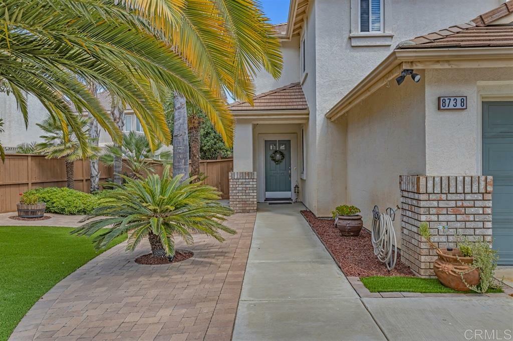 Property Photo: 8738 Gracilior Pl CA 92026