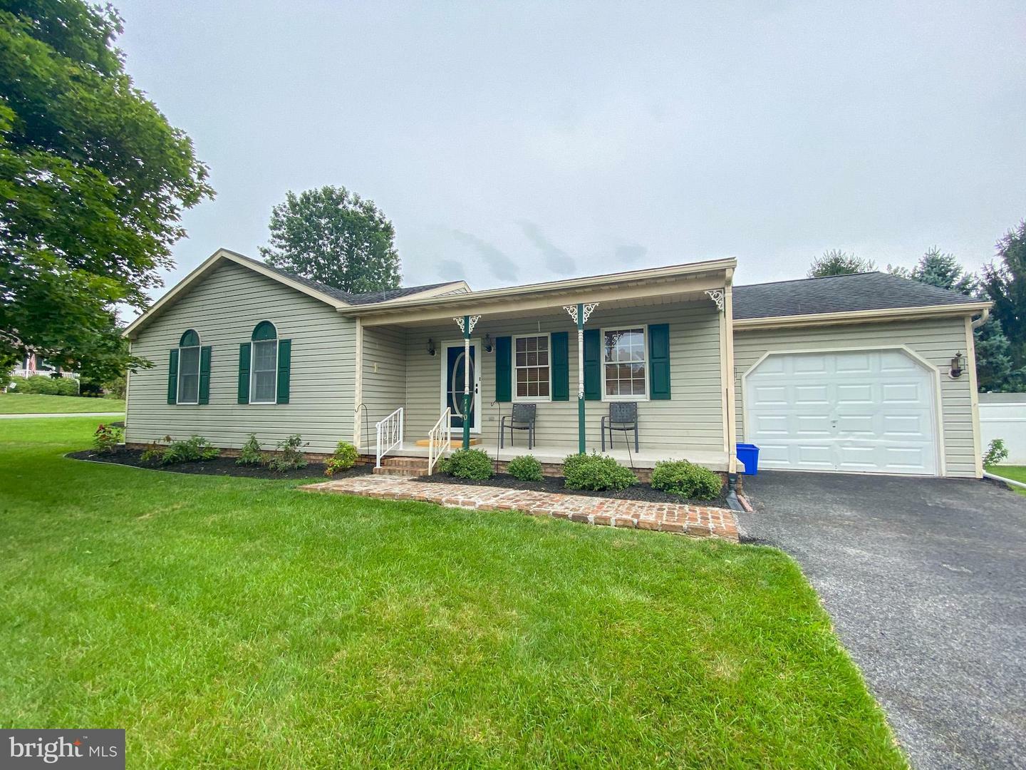 Property Photo:  110 Timber Lane  PA 17331 