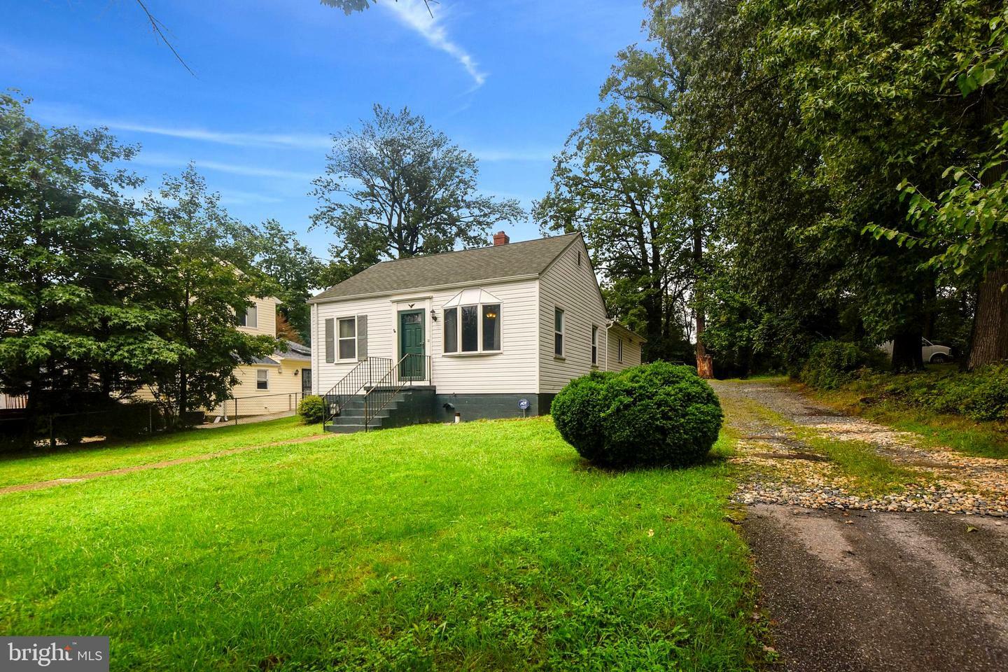 Property Photo:  1044 Forest Hills Avenue  MD 21403 