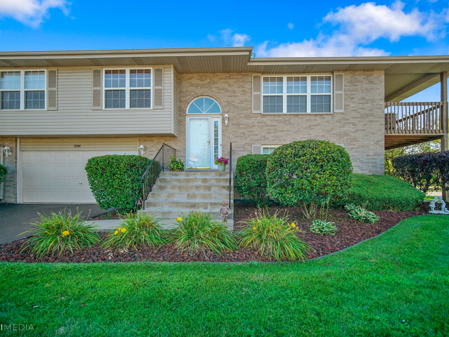 Property Photo:  5301 West 109th Street 0  IL 60453 