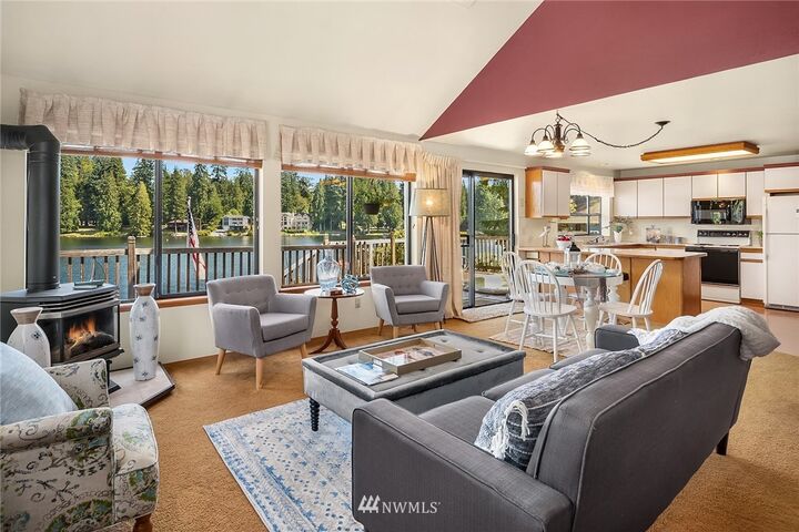 Property Photo: 5817 W Flowing Lake Road WA 98290