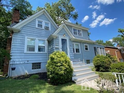 Property Photo:  450 Outlook Avenue  NJ 07067 