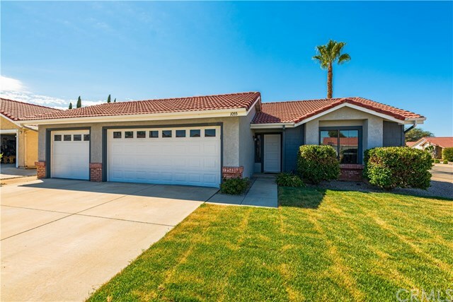 Property Photo:  1055 Basalt Court  CA 92543 