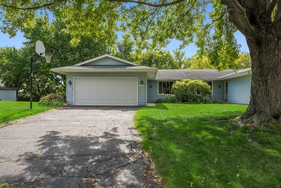 Property Photo:  10472 Colorado Circle  MN 55438 