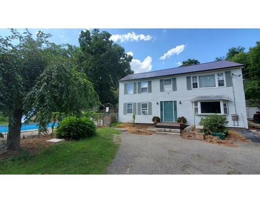 Property Photo: 194 Worcester St MA 01536