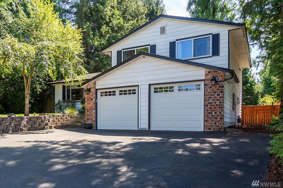 Property Photo: 10025 NE 204th Street WA 98011