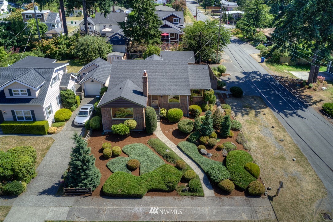 Property Photo:  13202  4th Avenue NW  WA 98177 