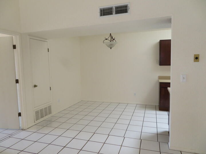 Property Photo: 5300 Desert Shadows Drive AZ 85635
