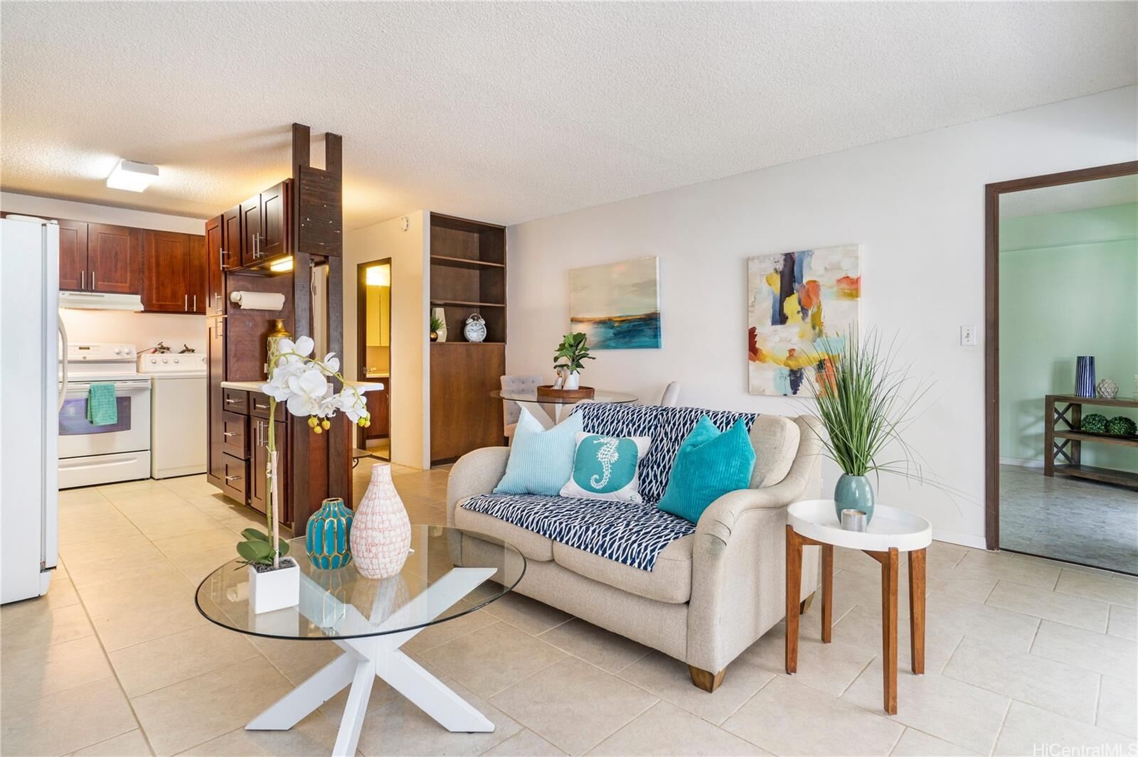 Property Photo:  1333 Heulu Street 302  HI 96822 