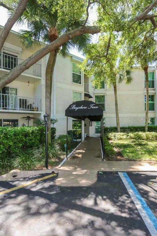 Property Photo:  3325 Bayshore Boulevard B24  FL 33629 