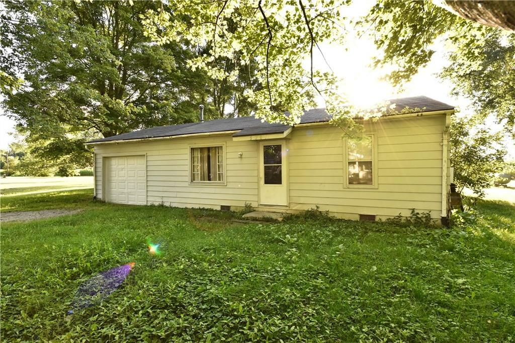 Property Photo:  5201 South Pine Street  IN 47201 