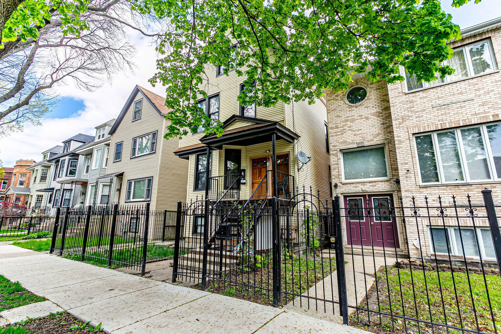 Property Photo: 4517 North Drake Avenue IL 60625