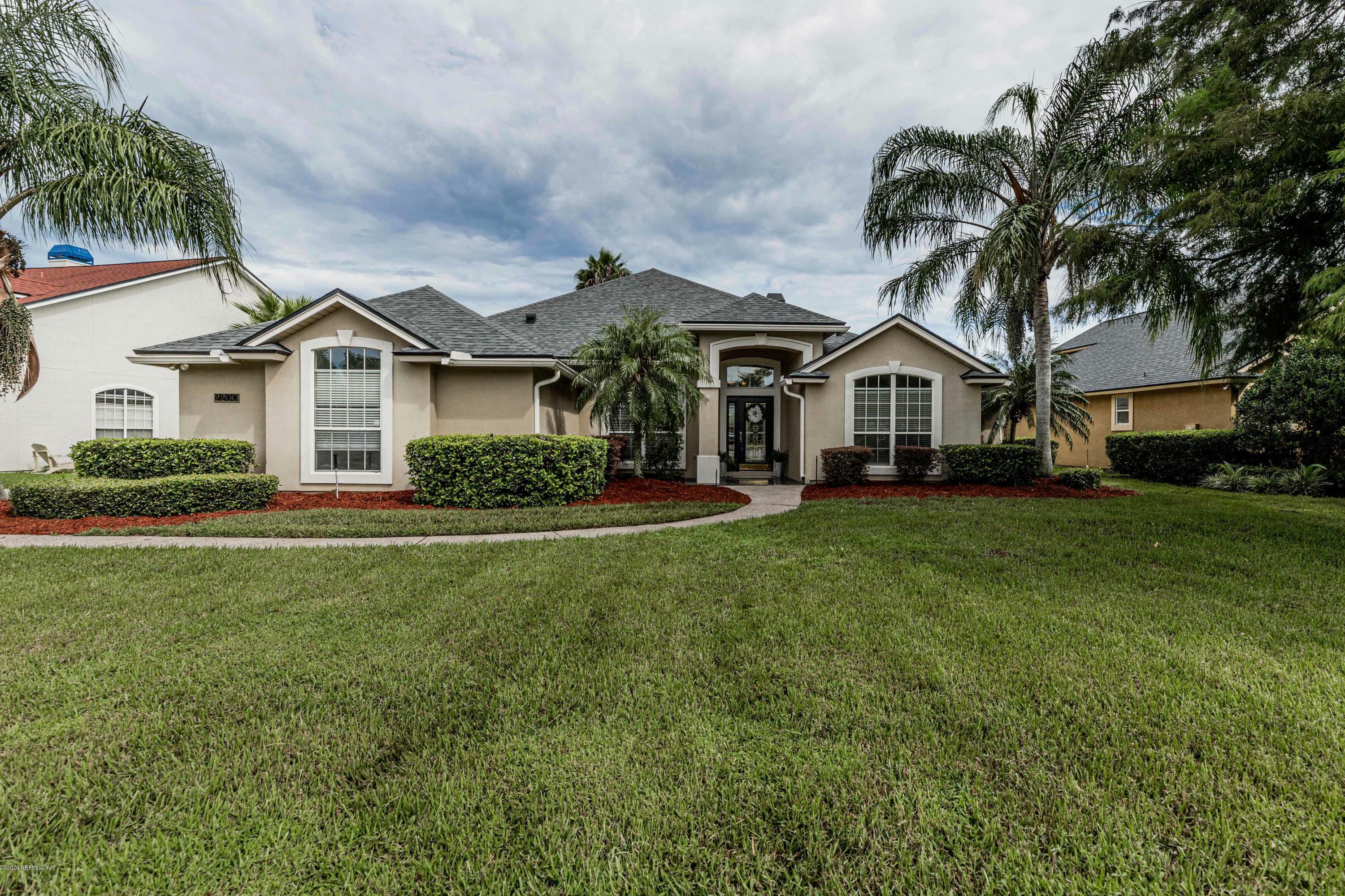 Property Photo:  2200 Harbor Lake Drive  FL 32003 