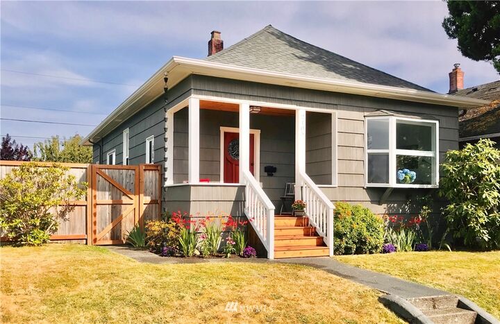 2105  Rainer Avenue  Everett WA 98201 photo