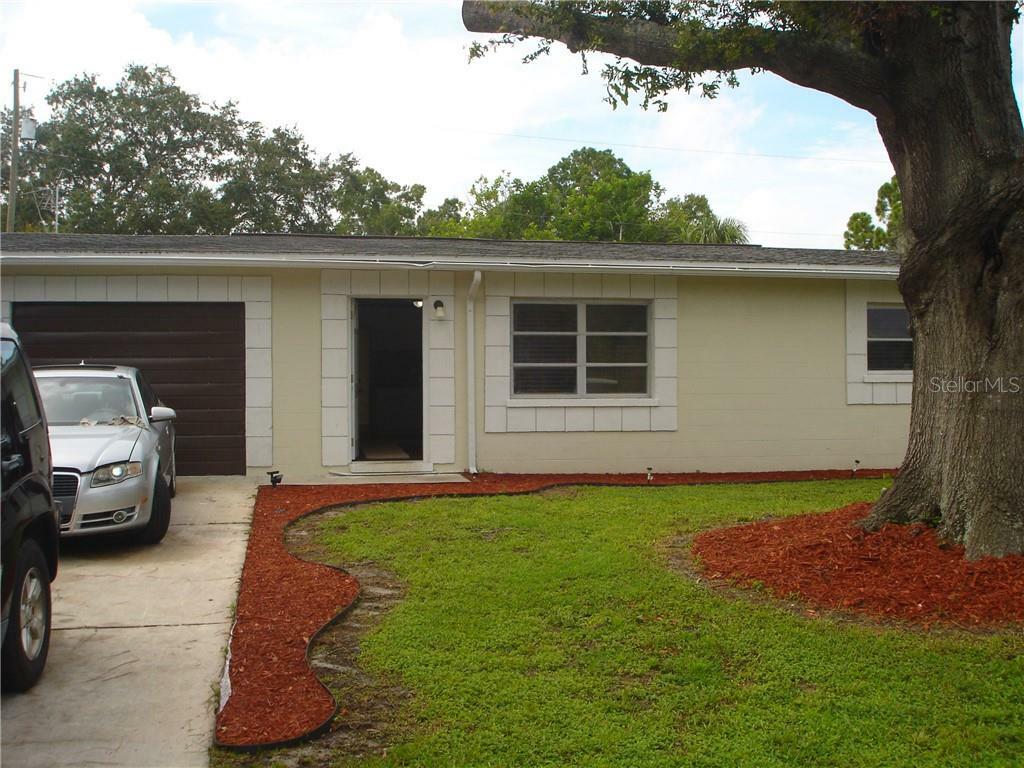 Property Photo:  5432 8th Street Court W  FL 34207 