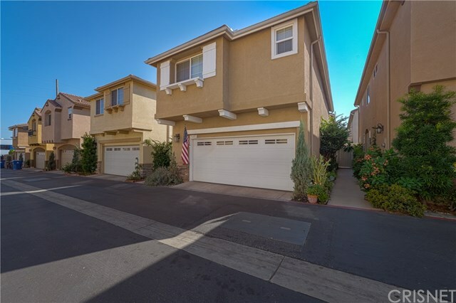 Property Photo:  9609 Cherry Hill Street  CA 91331 