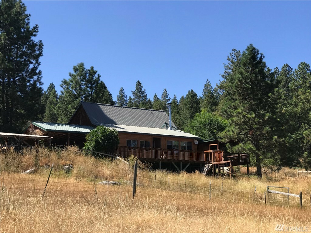 Property Photo:  130 Peony Creek Rd  WA 98855 