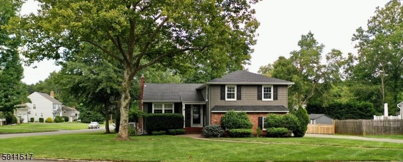 Property Photo:  11 Fieldcrest Dr  NJ 07076 