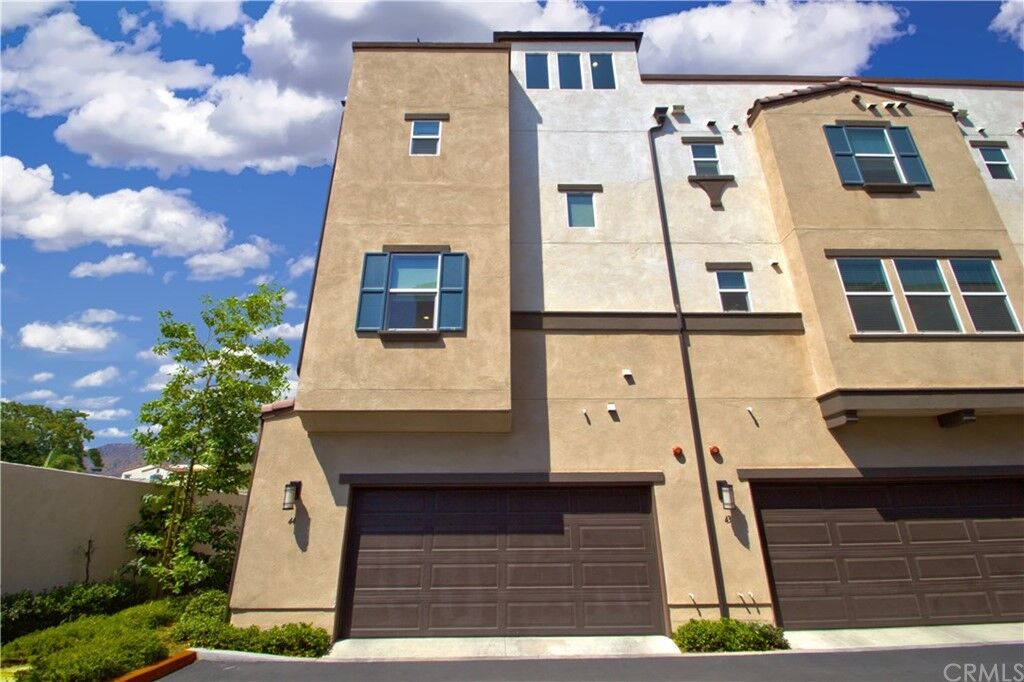 Property Photo:  623 W Foothill Boulevard 44  CA 91741 