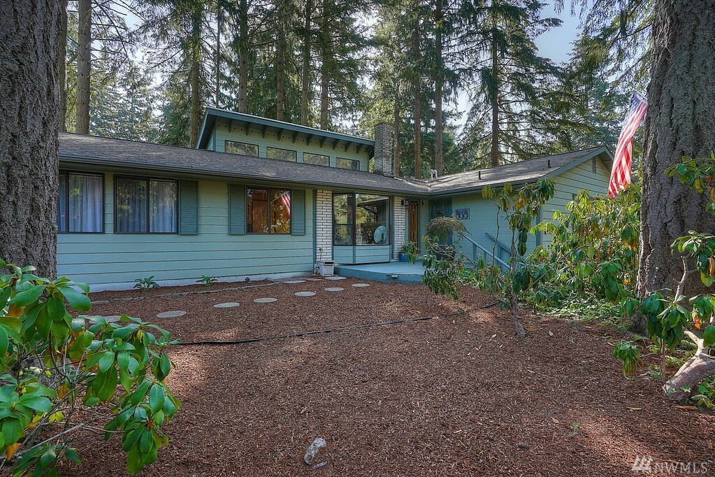 Property Photo:  4607 62nd Ave W  WA 98466 