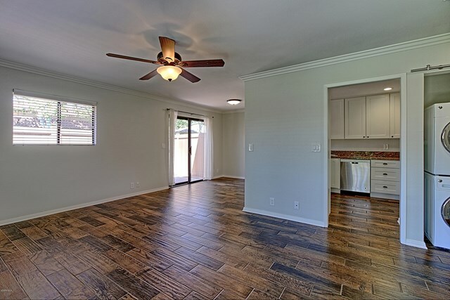 Property Photo:  707 Poe Lane  CA 93003 