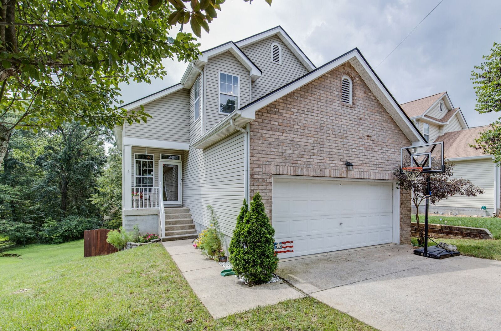 Property Photo:  4051 Farmingham Woods Dr  TN 37076 