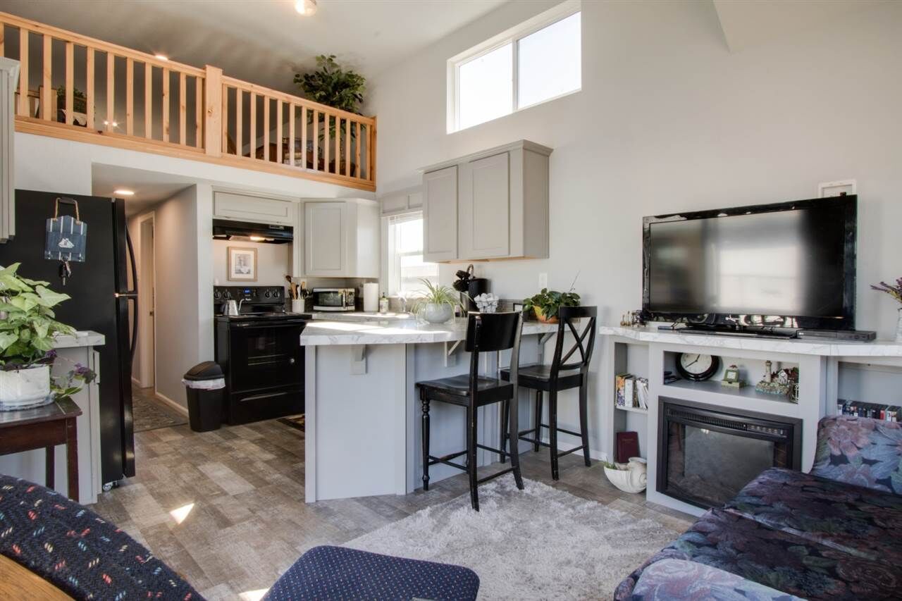 Property Photo:  2201 N Craig Rd 276  WA 99224-8545 