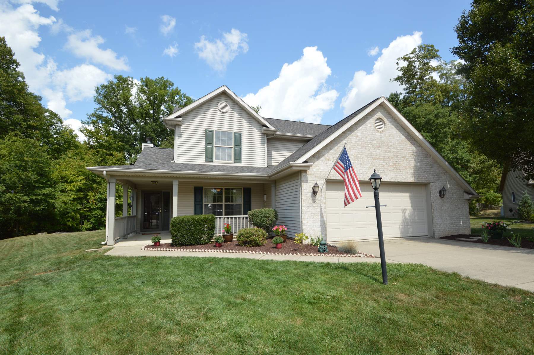 Property Photo:  335 Lightning Wood Court  IN 46804-6726 