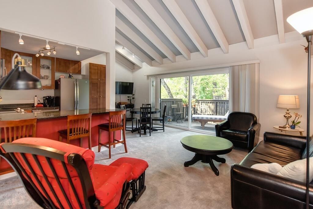 Property Photo: 873 Woodside Lane 11 CA 95825