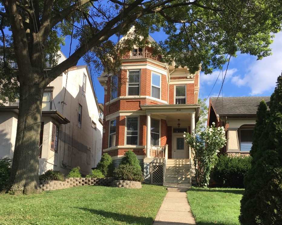 Property Photo: 214 Fairfield Avenue KY 41073