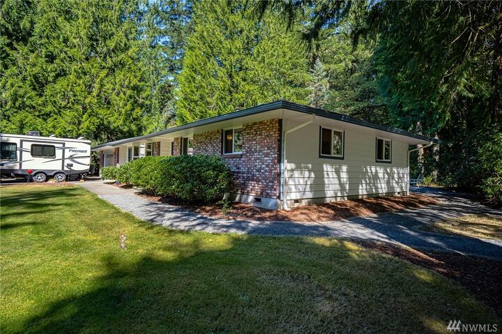 Property Photo:  746  Pacific Road  WA 98591 