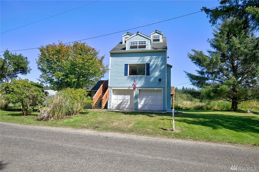 Property Photo:  222 Oyehut Rd  WA 98550 