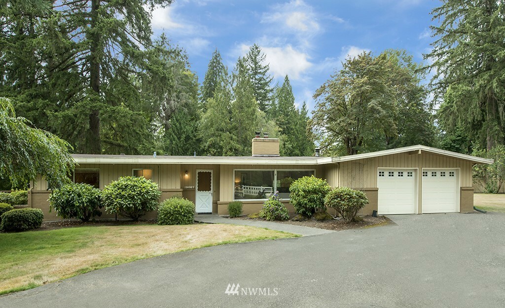 Property Photo:  19087 NE 162nd Place  WA 98072 