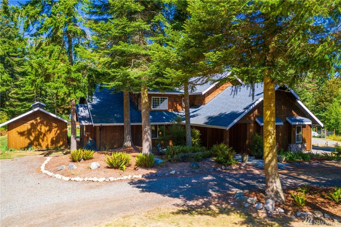 Property Photo:  645 Washington Lane  WA 98339 