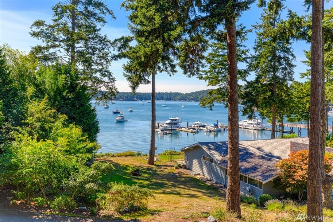 Property Photo:  439  Afterglow Drive  WA 98250 