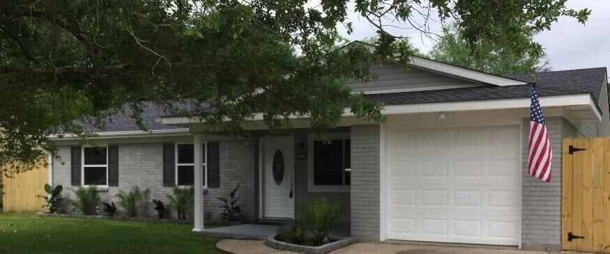 Property Photo:  1517 Ridgecrest Drive  LA 70458 