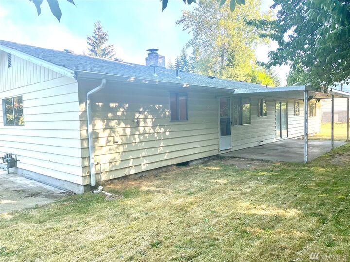 Property Photo: 9826 59th Avenue Ct E WA 98373