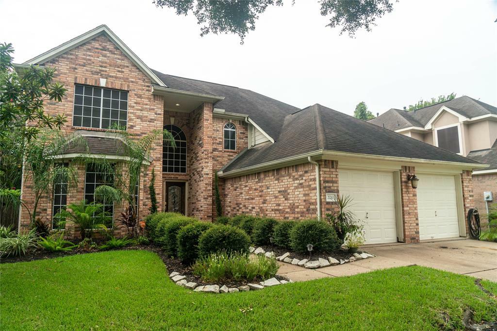 Property Photo: 2710 Five Oaks Drive TX 77459