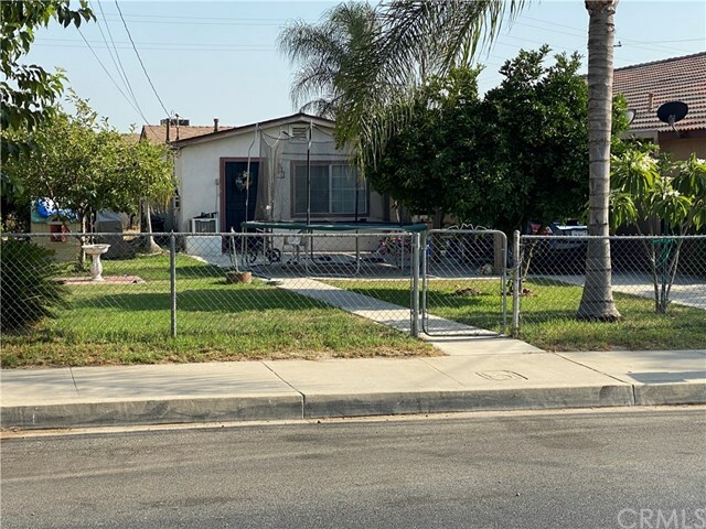 Property Photo: 294 E Congress Street CA 92324