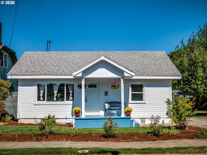 701 N Terry St  Portland OR 97217 photo