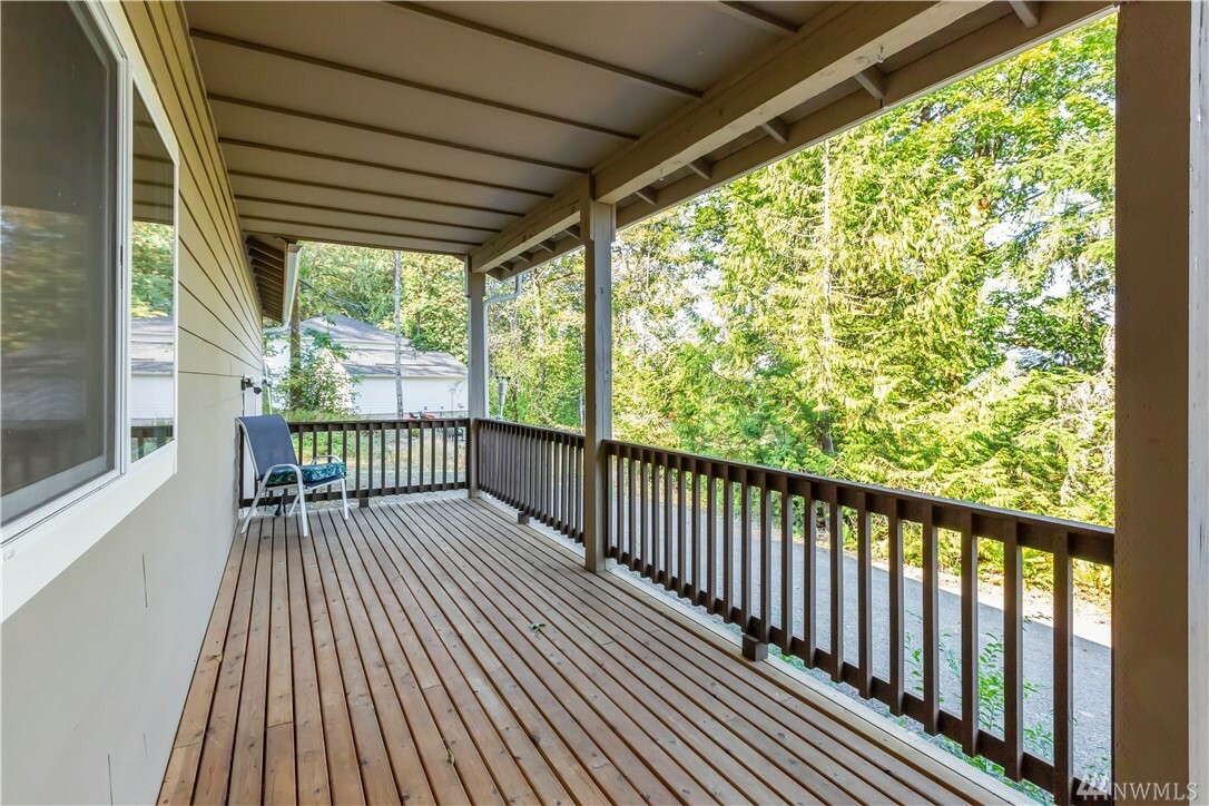 Property Photo:  1846 SW Emerald Hills Lane  WA 98367 