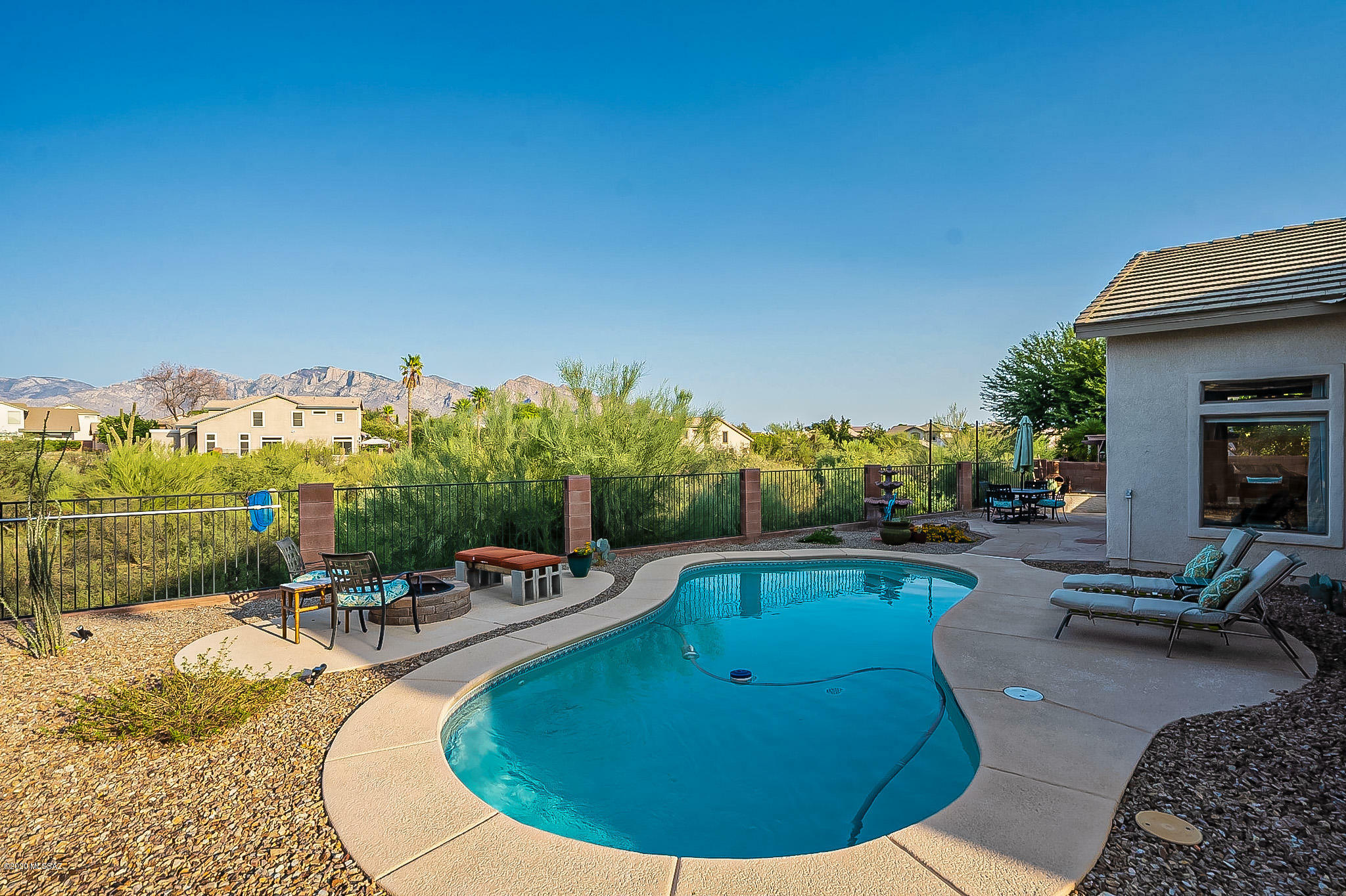 Property Photo:  11070 N Canada Ridge Drive  AZ 85737 