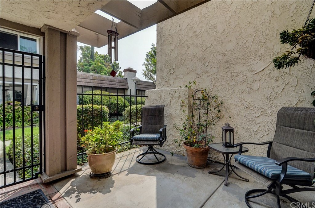 Property Photo:  13965 Chelmsford Walk  CA 92683 