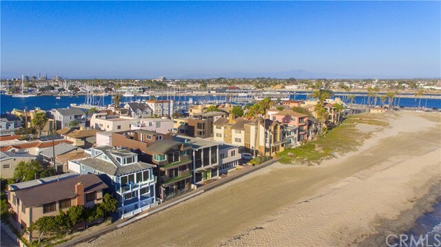 Property Photo: 6807 E Seaside CA 90803