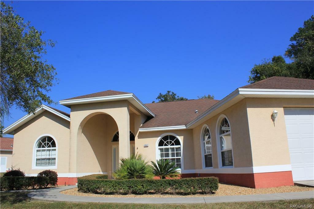 Property Photo:  1253 Timucuan Trail N  FL 34453 