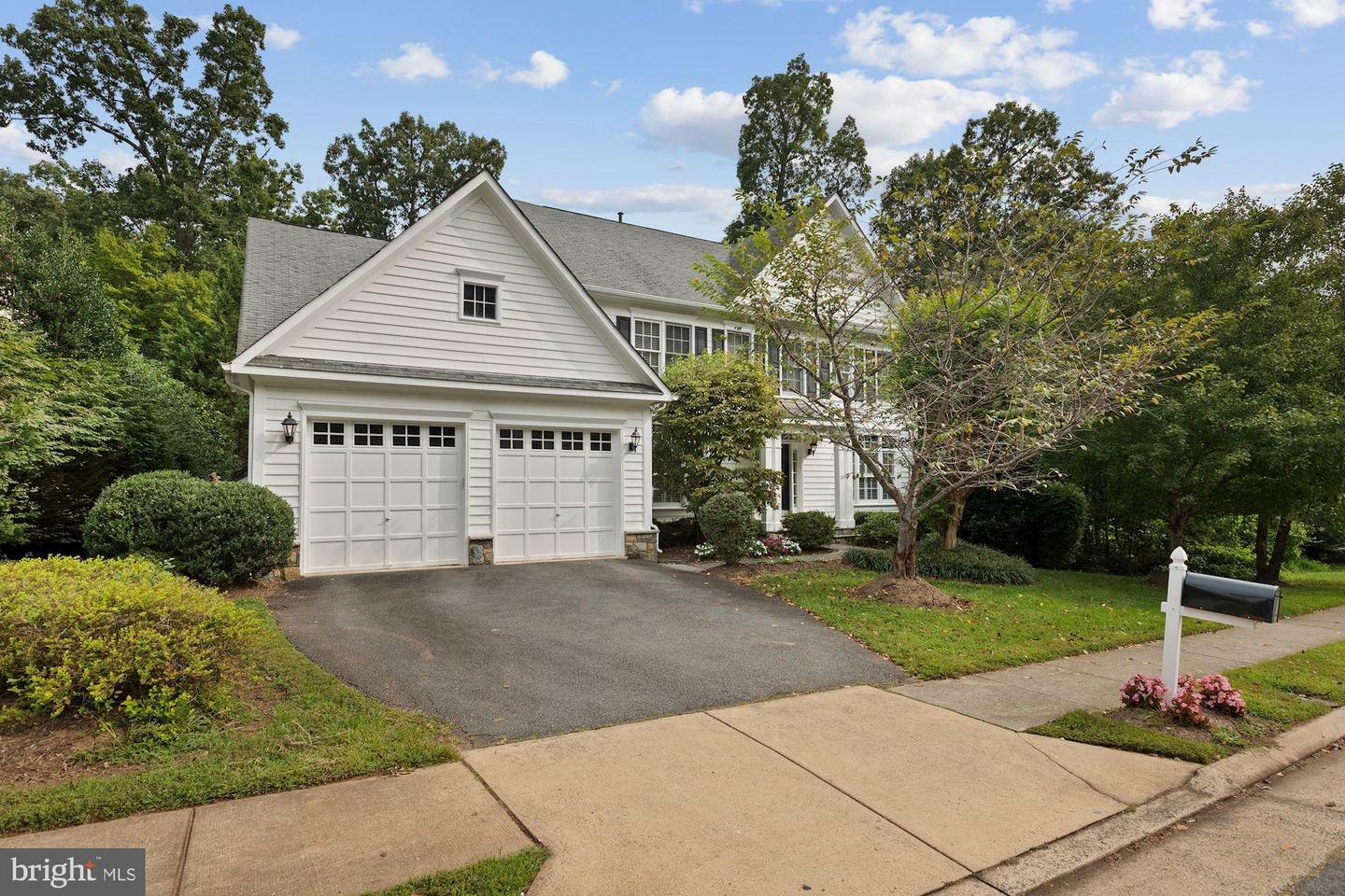 Property Photo:  12000 Creekbend Drive  VA 20194 