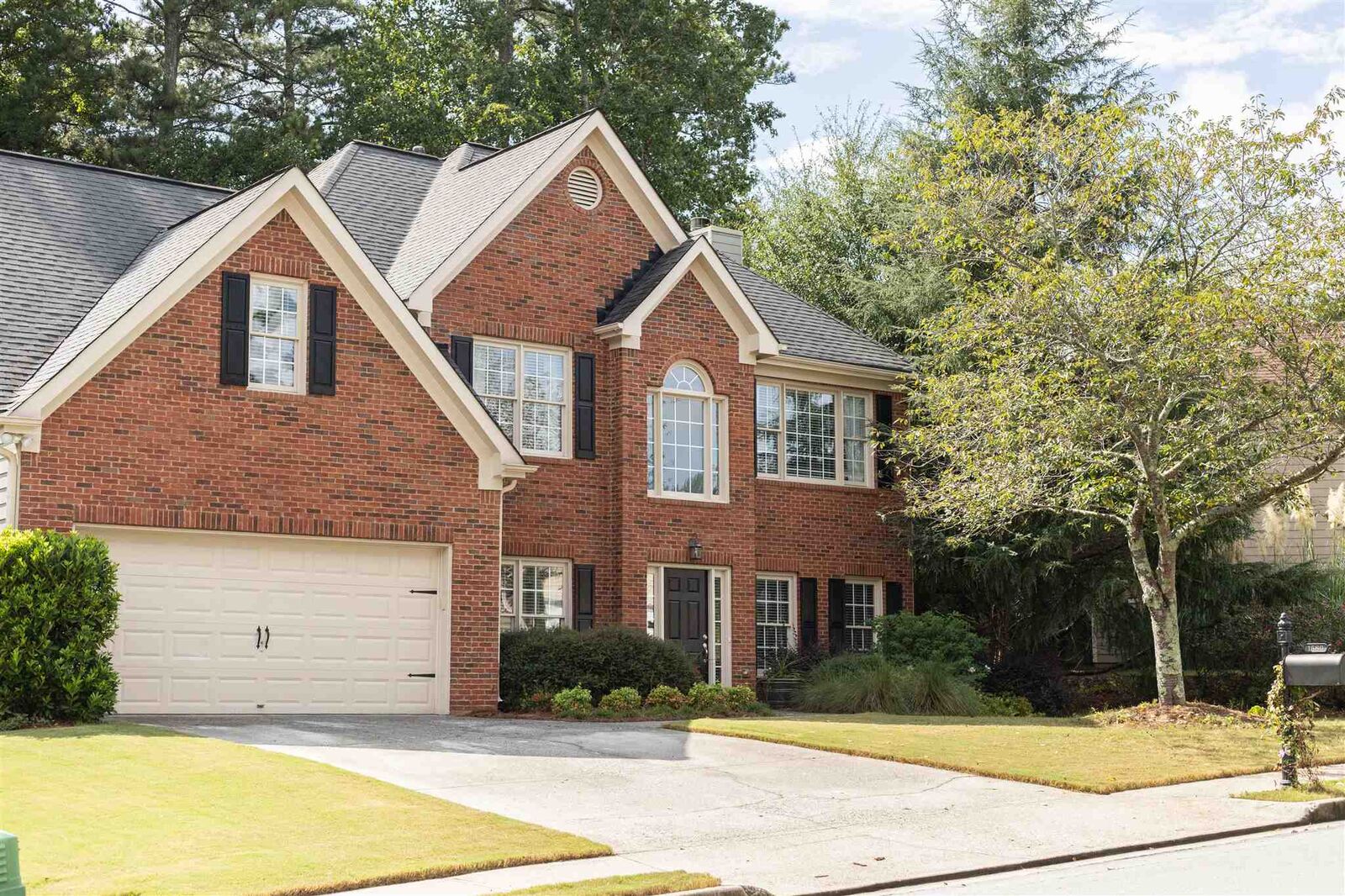 Property Photo:  1580 Woodpoint Way  GA 30043 
