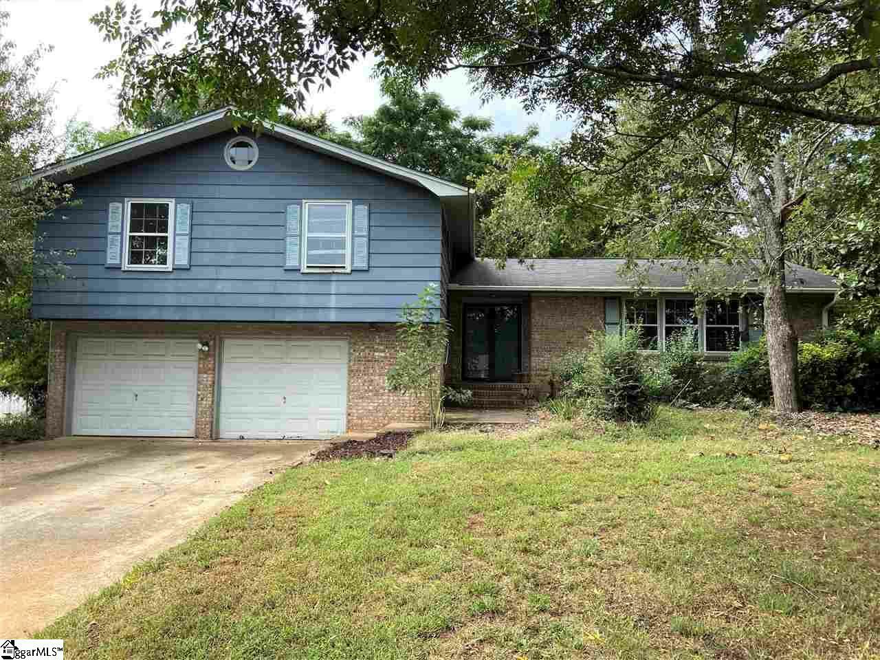 Property Photo:  100 Braddock Drive  SC 29662 